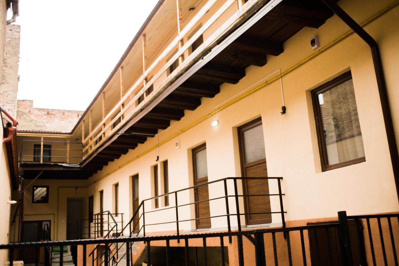 Ullysses Guest House Брашов Екстер'єр фото