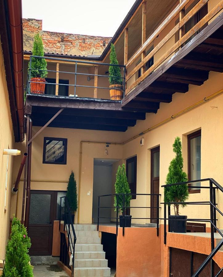 Ullysses Guest House Брашов Екстер'єр фото